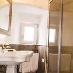 Bed & Breakfast Corte Di Bonifacio Typical 4*