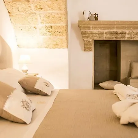 Corte Di Bonifacio Typical 4* Casarano