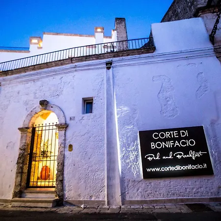 Corte Di Bonifacio Typical Bed & Breakfast 4*