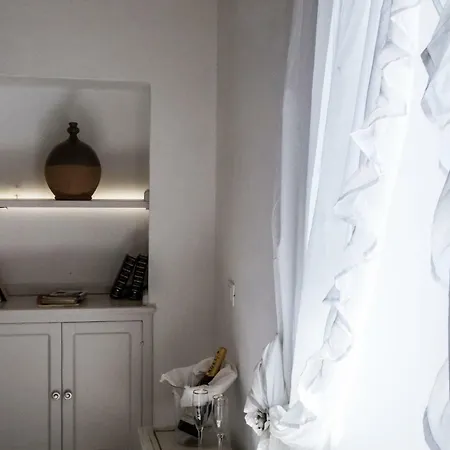 Corte Di Bonifacio Typical Bed & Breakfast *
