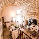 Frühstückspension Corte Di Bonifacio - Luxury Suites 4*