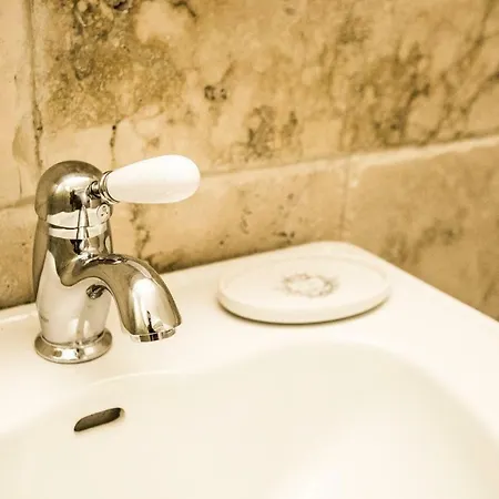 Corte Di Bonifacio Typical Казарано