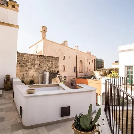 Corte Di Bonifacio Typical 4* Casarano