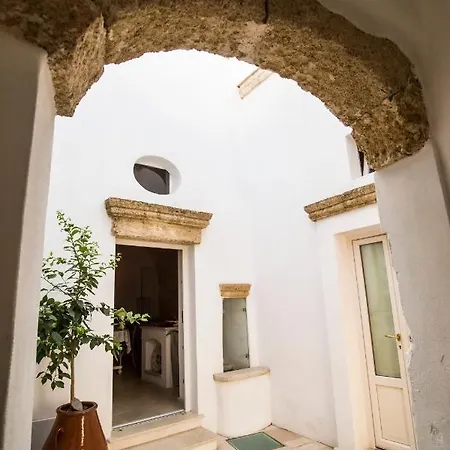 Corte Di Bonifacio Typical 4* Казарано