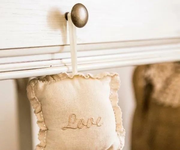 Corte Di Bonifacio Typical 住宿加早餐酒店 卡萨拉诺